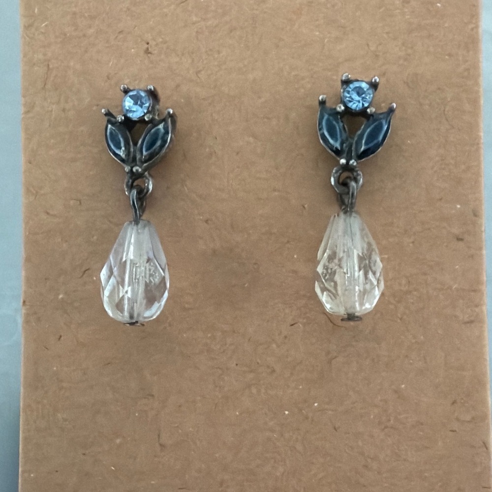 Avon NR Vintage Silver Tone Blue Rhinestone Clear Glass Teardrop Dangle Earrings